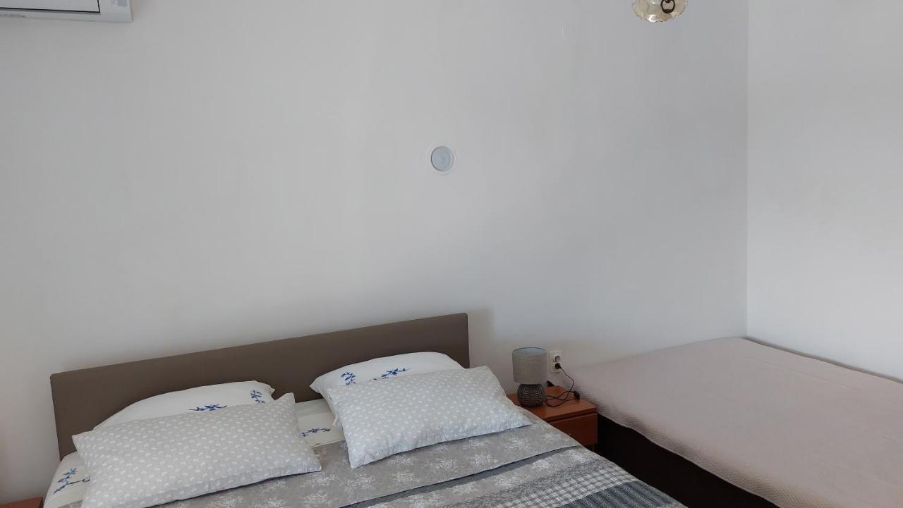 Apartment Tacoma Врсар Екстер'єр фото