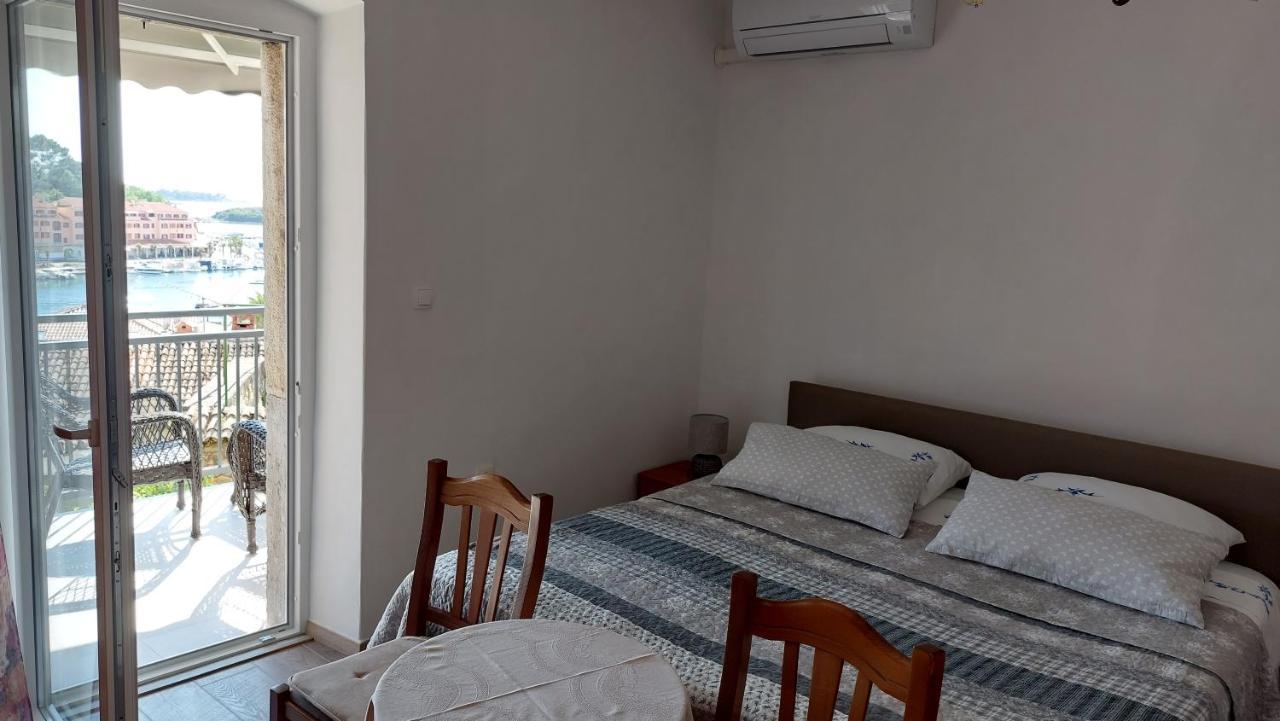 Apartment Tacoma Врсар Екстер'єр фото